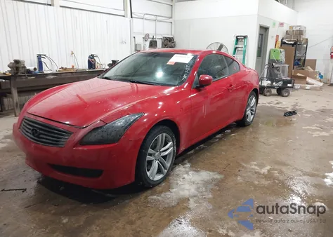 2009 Infiniti G37X z USA, uszkodzony, nr VIN JNKCV64F99M654807